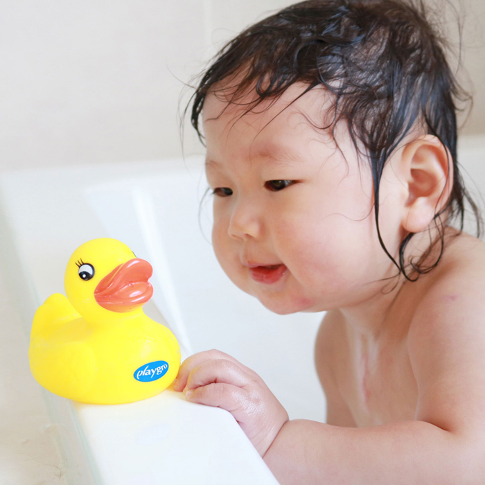 playgro bath duckie 2